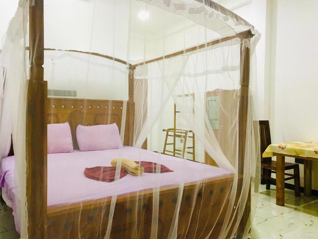 Green Jade Inn มิริสซา ภายนอก รูปภาพ